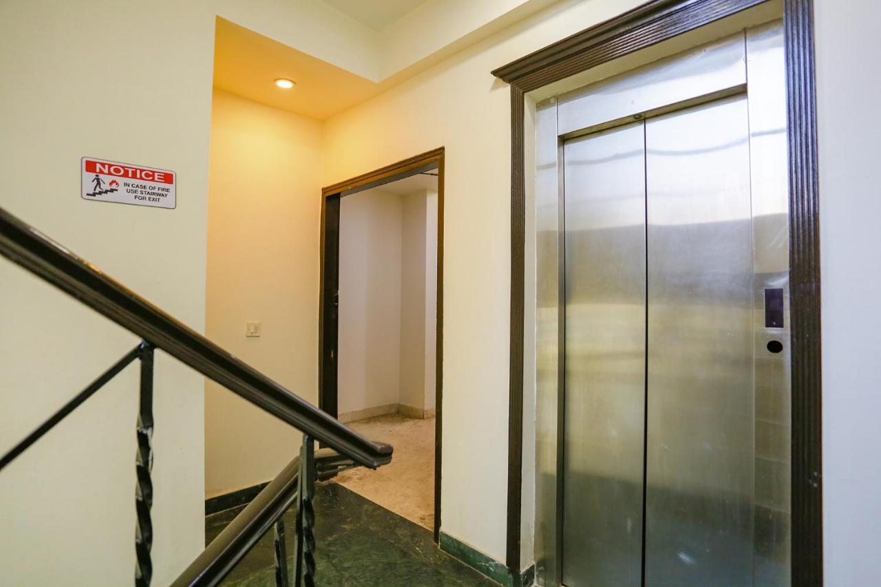 Fabhotel Jpm The Grand Bella - Nr Nehru Place Market New Delhi Bagian luar foto