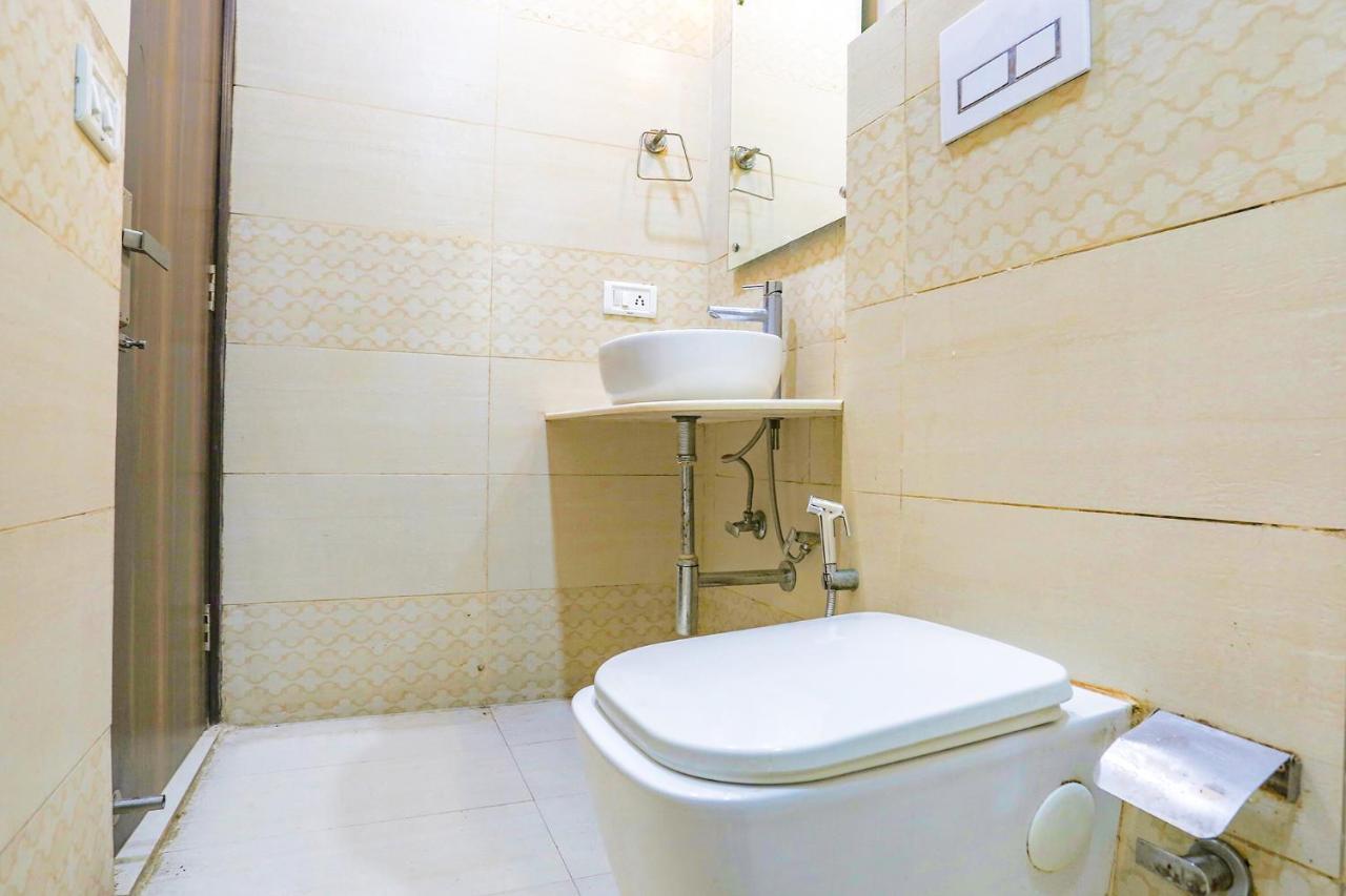 Fabhotel Jpm The Grand Bella - Nr Nehru Place Market New Delhi Bagian luar foto